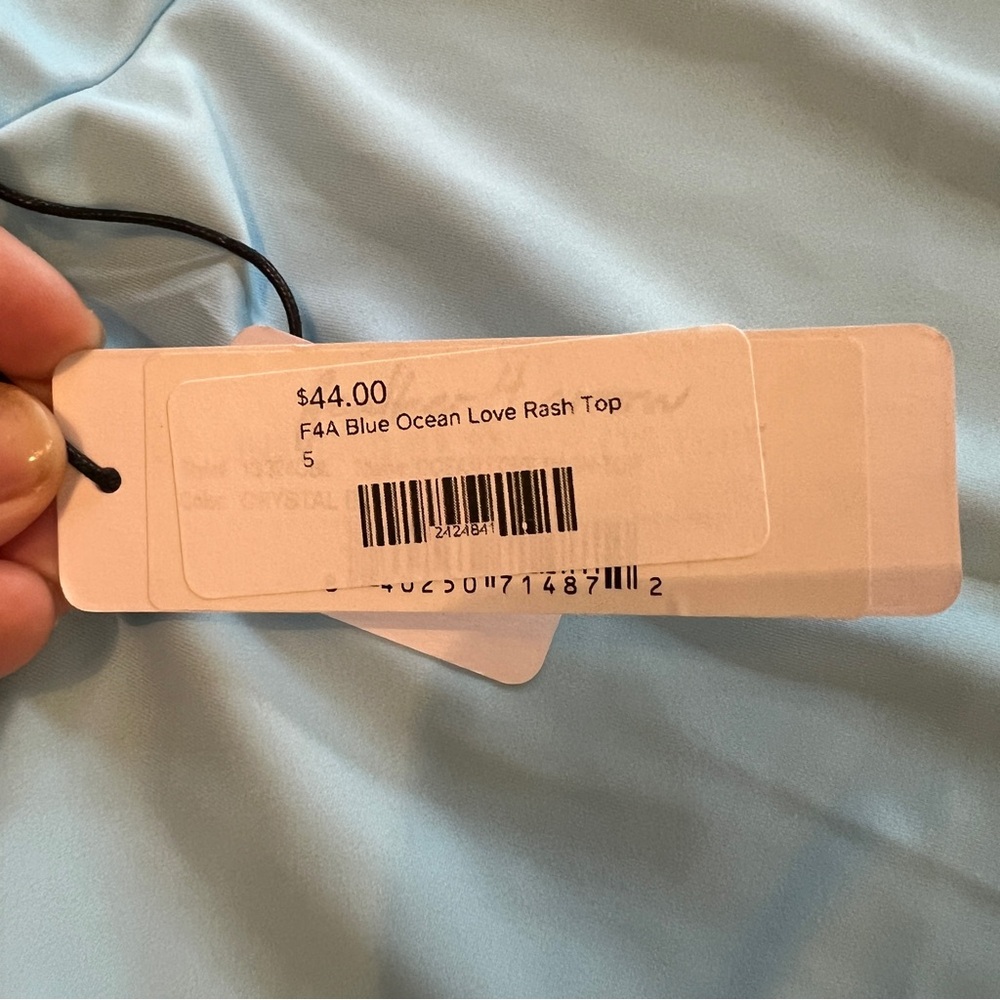 NWT Girl’s Blue Rashguard Swim Shirt - Picture 4 of 7